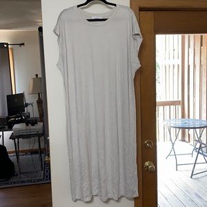 Carly Jean Los Angles Midi Dress (Size Large)